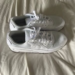 White Nike air maxes.